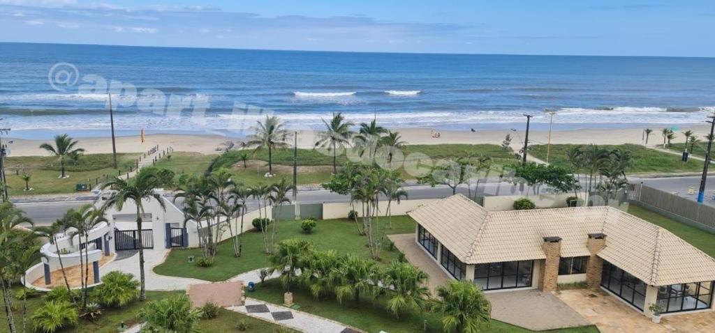 Apto Cond Ilhas Do Caribe - Pr - Beira Mar Matinhos Eksteriør bilde